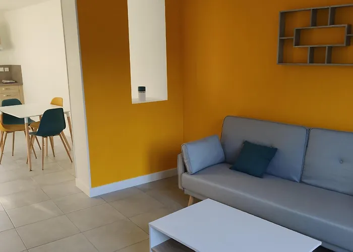 Cosy Avec Place De Parking Privee